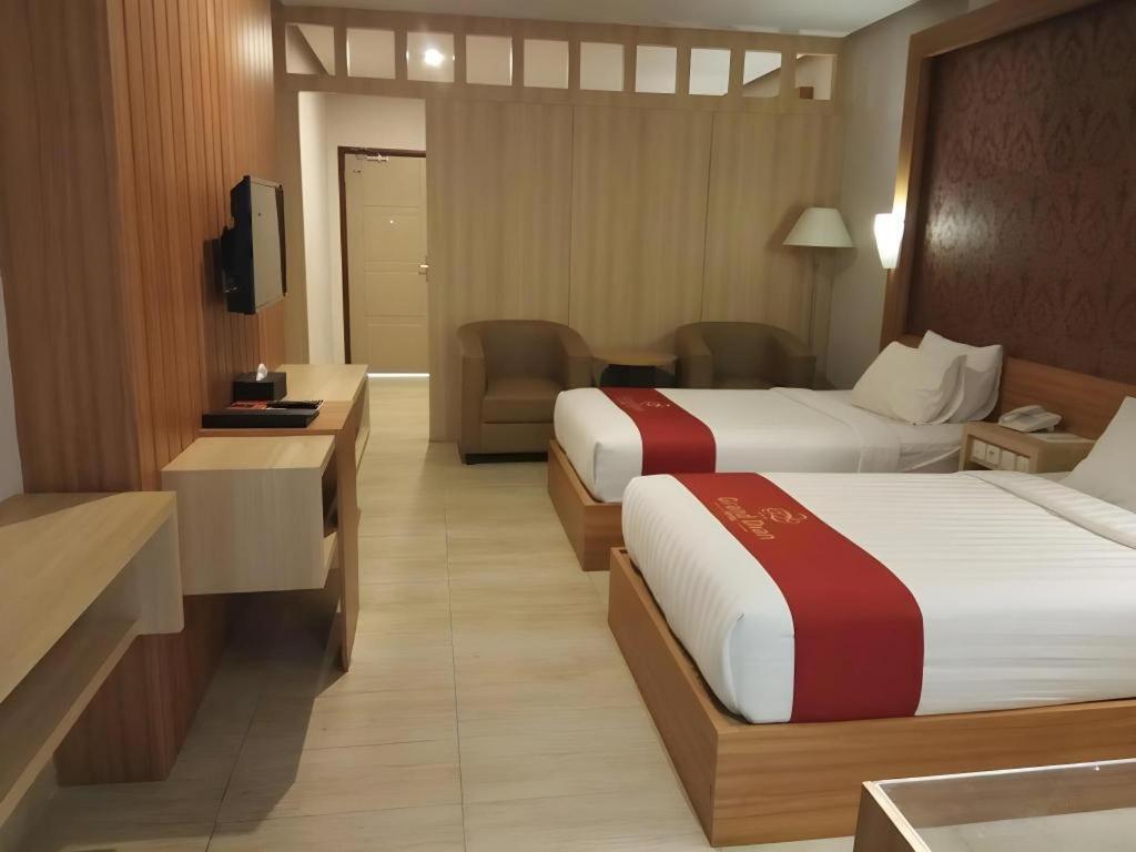 Grand Dian Hotel Slawi Tegal  Exterior photo